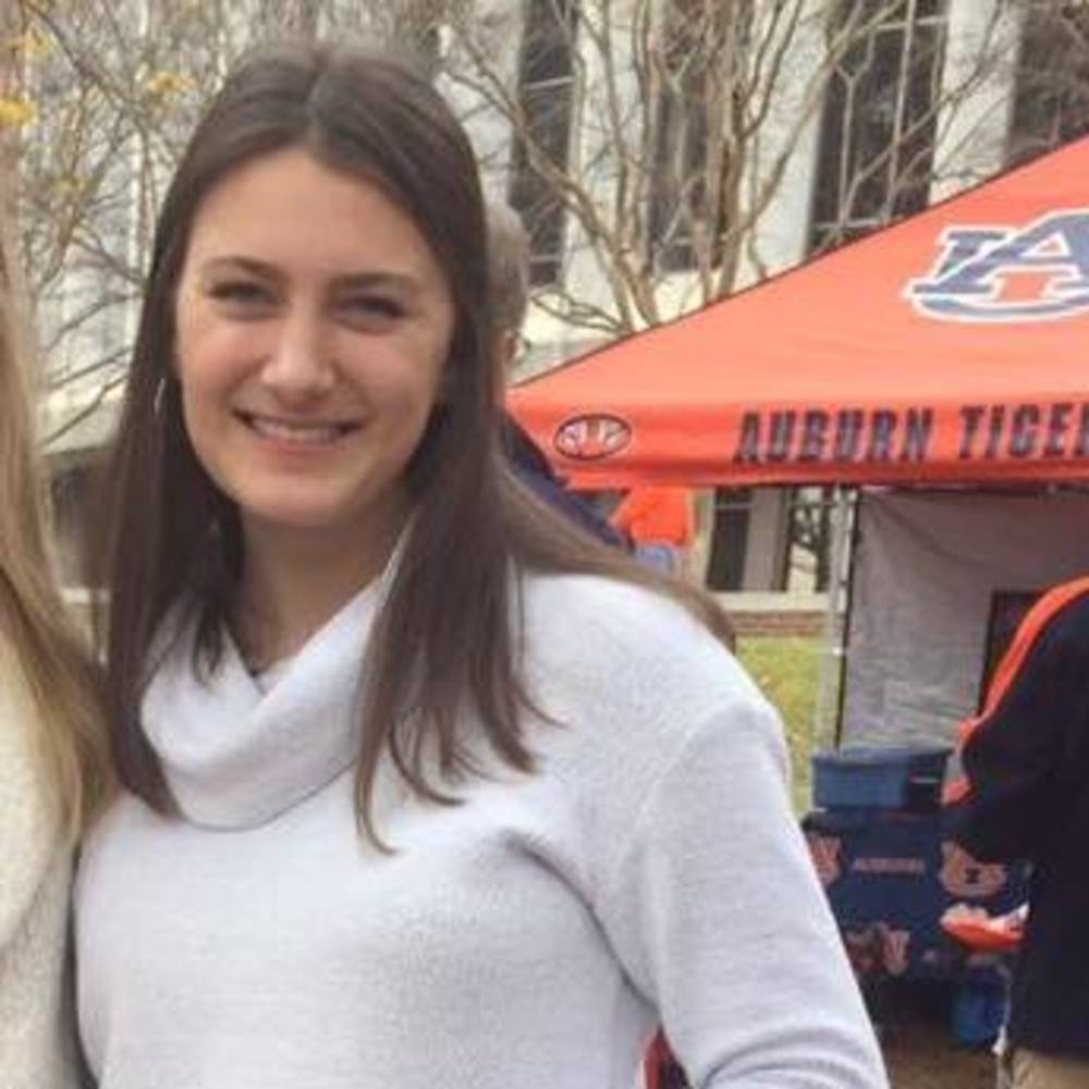 Meet your Posher, Lauren